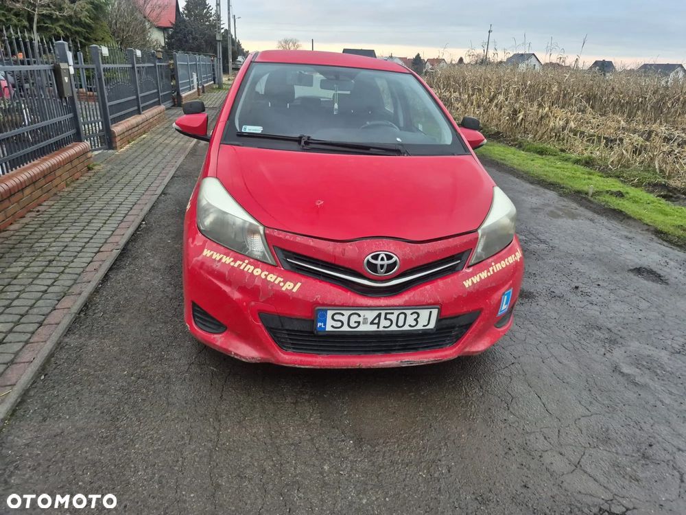 Toyota Yaris - 1