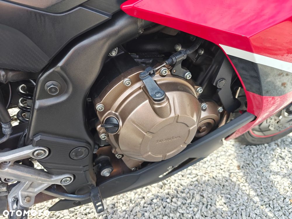 Honda CBR - 9