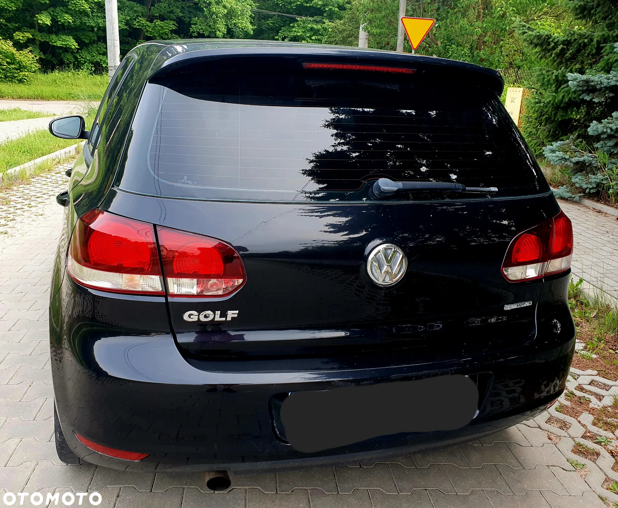 Volkswagen Golf 1.6 TDI BlueMotion Technology Comfortline - 15