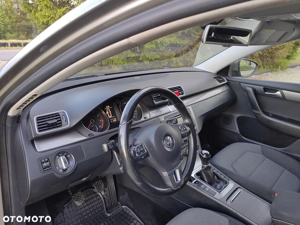 Volkswagen Passat 1.4 TSI Highline - 13