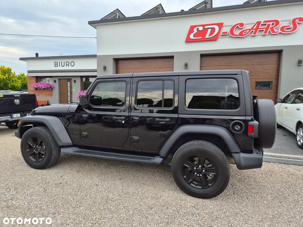 Jeep Wrangler - 5