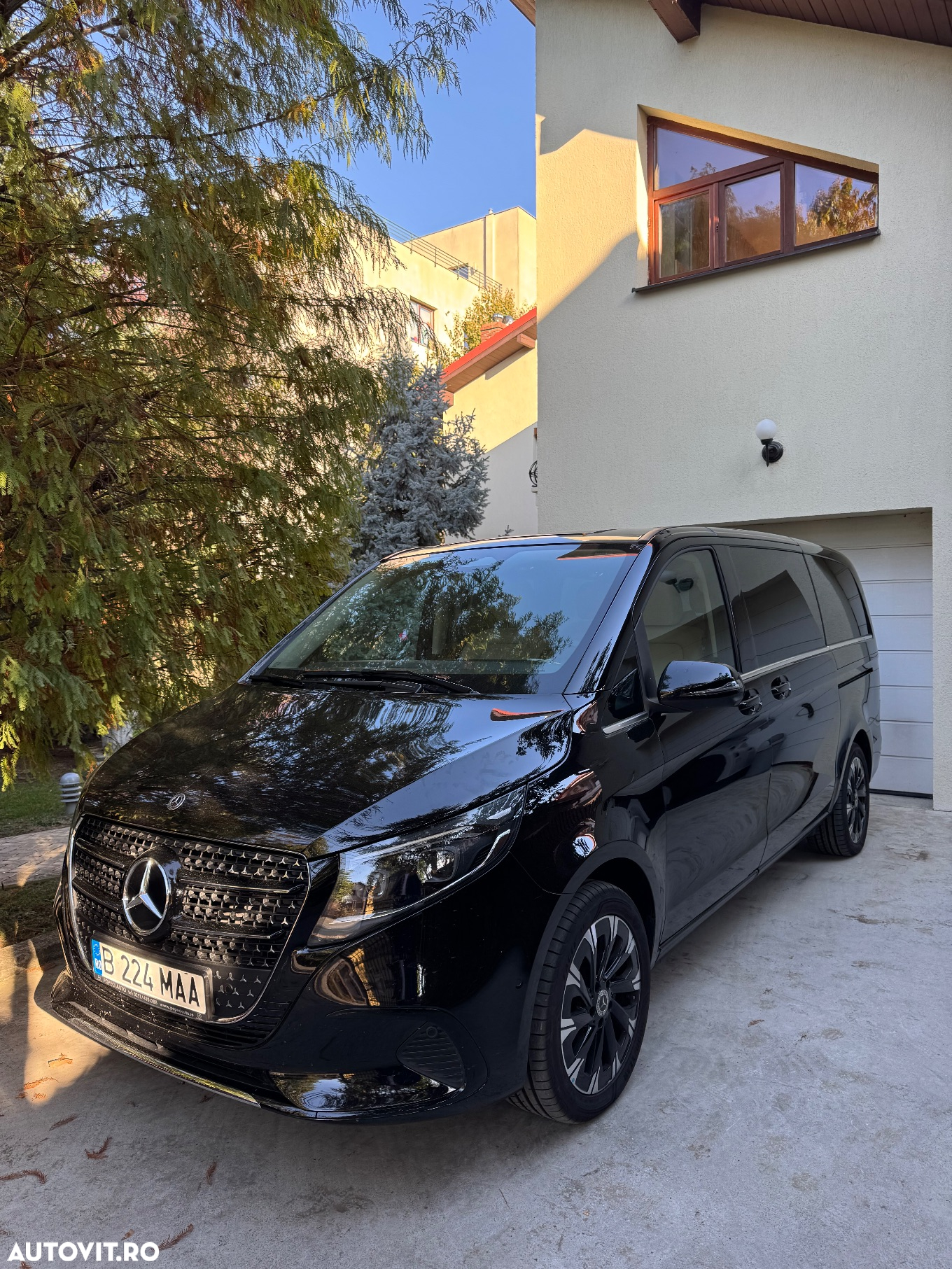 Mercedes-Benz V 250 d Combi Lung 190 CP AWD 9AT AVANTGARDE - 5
