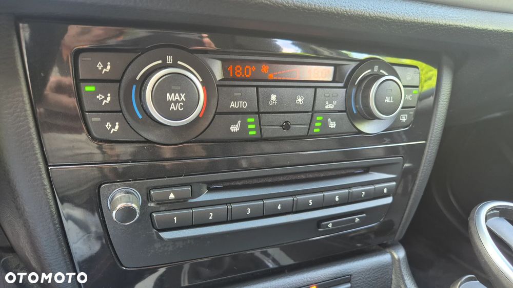 BMW X1 xDrive20i Sport Line - 7