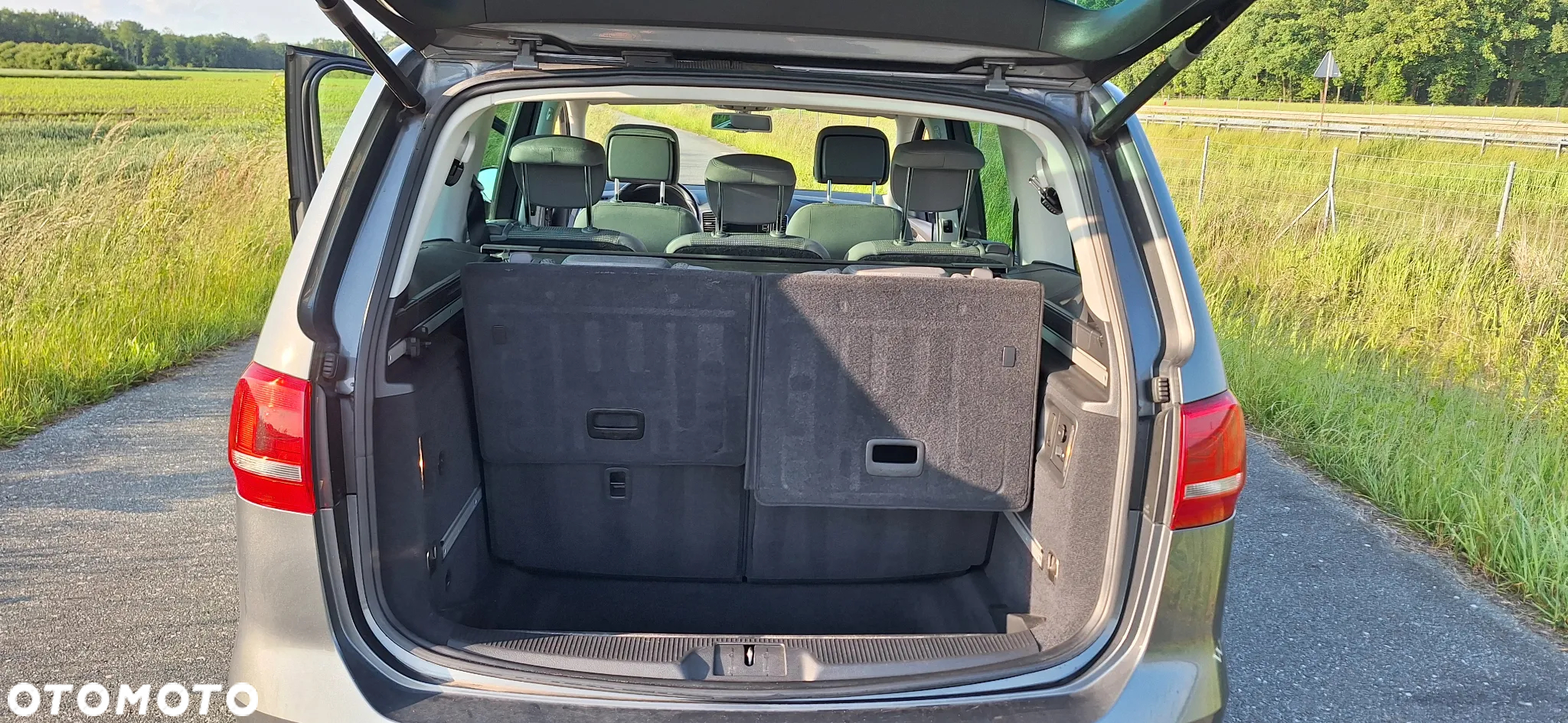 Volkswagen Sharan 2.0 TDI Comfortline - 19