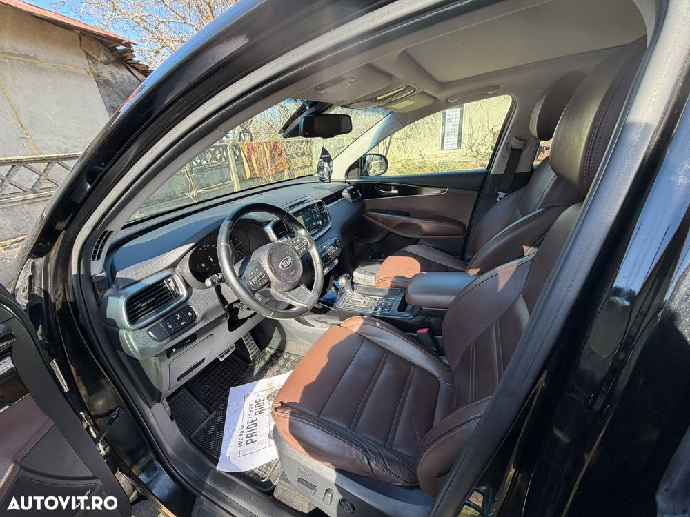 Kia Sorento 2.2 DSL 6AT 4x4 Cosmo - 12