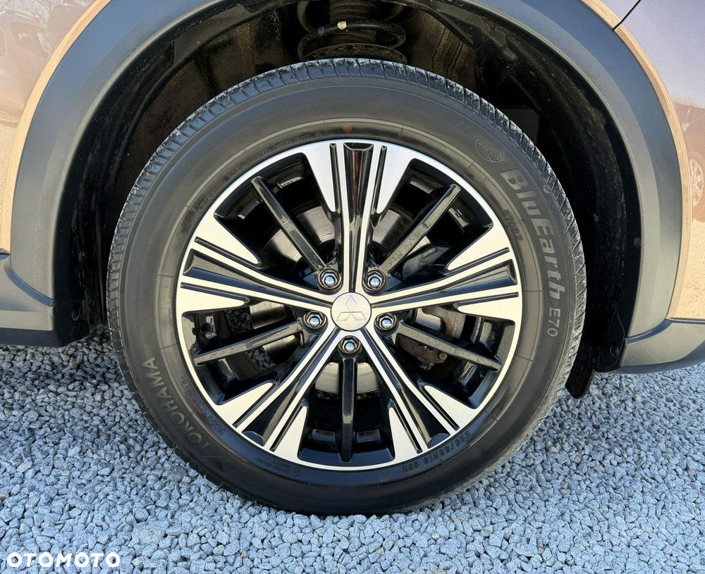 Mitsubishi Eclipse Cross - 10