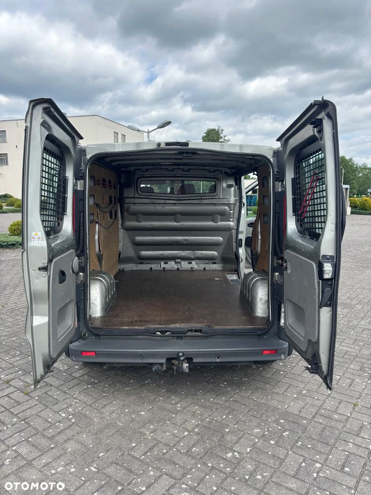 Renault TRAFIC - 8