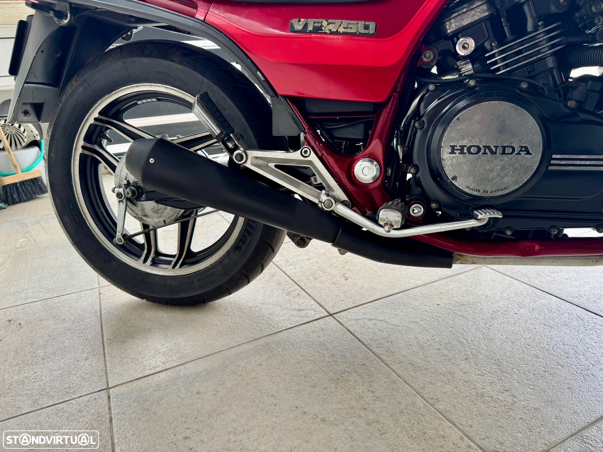 Honda VF Honda VF750 V45 SABRE - 23