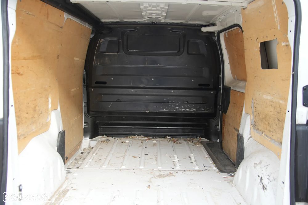 Peugeot Expert 2.0BlueHdi 122cv - 7