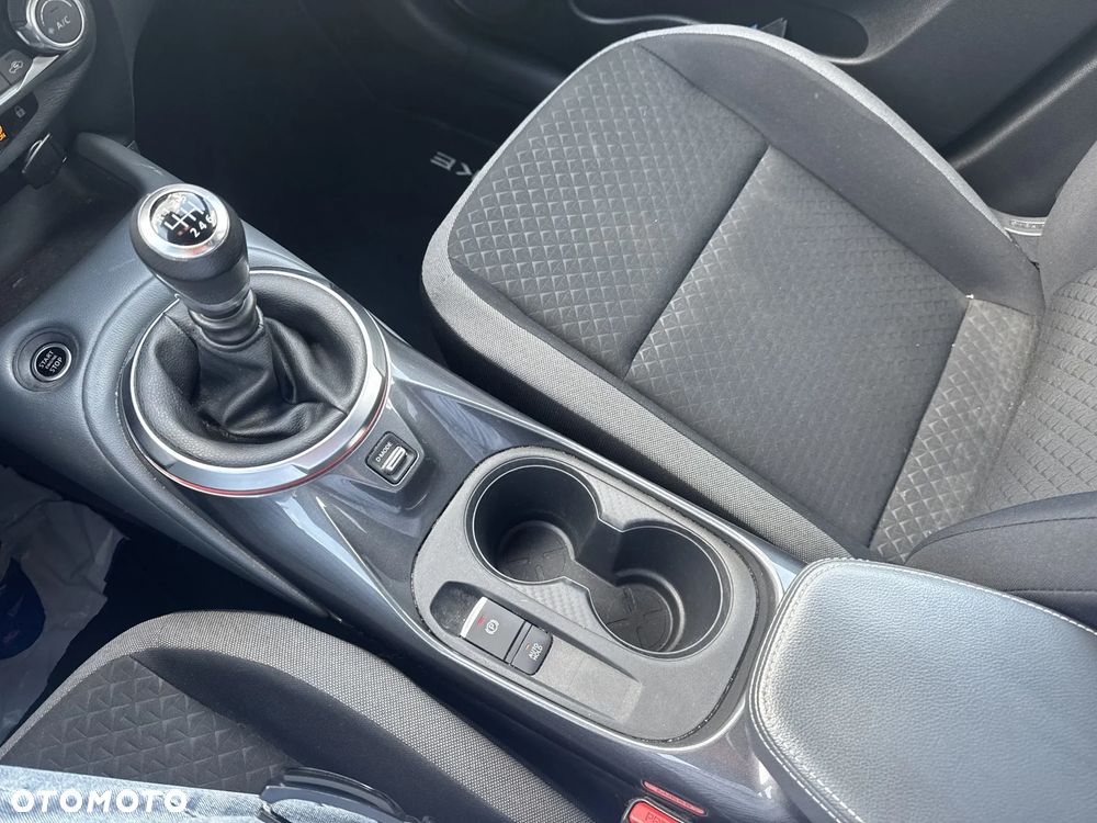 Nissan Juke 1.0 DIG-T N-Connecta - 16