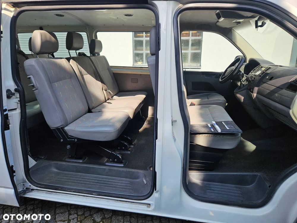 Volkswagen Transporter Caravelle Lang Comfortline - 16