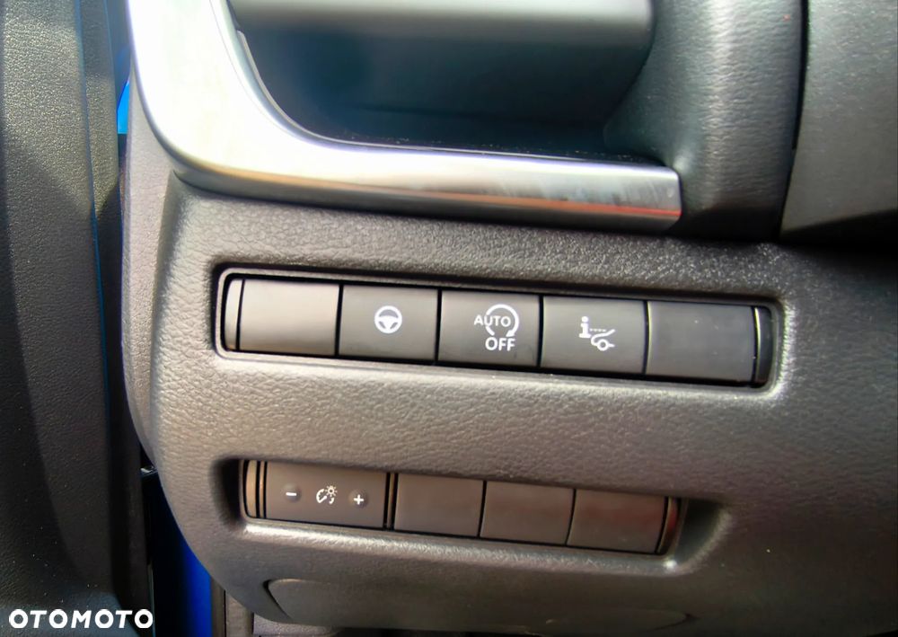 Nissan Qashqai 1.3 DIG-T mHEV N-Connecta Xtronic - 34