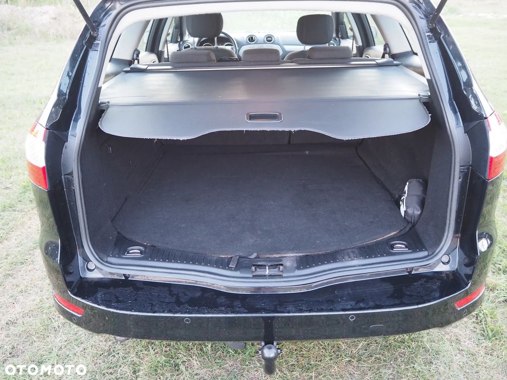 Ford S-Max - 9