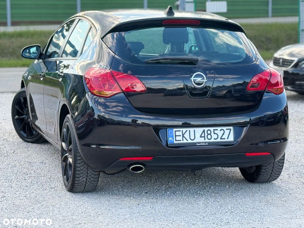 Opel Astra 1.4 Turbo Color Edition - 8