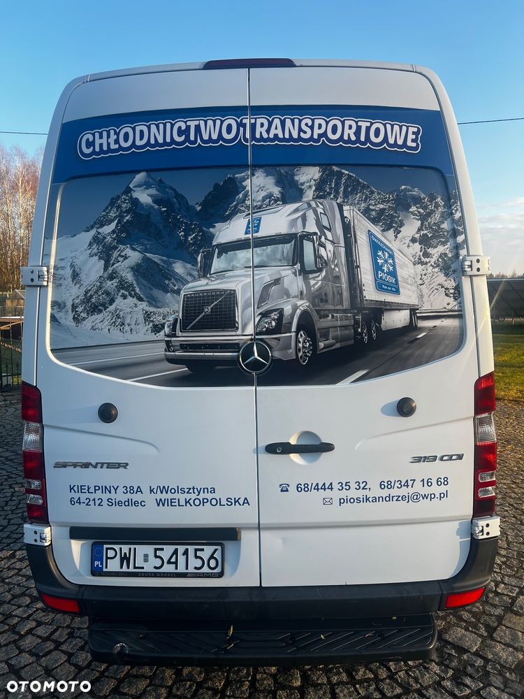 Mercedes-Benz Sprinter - 16