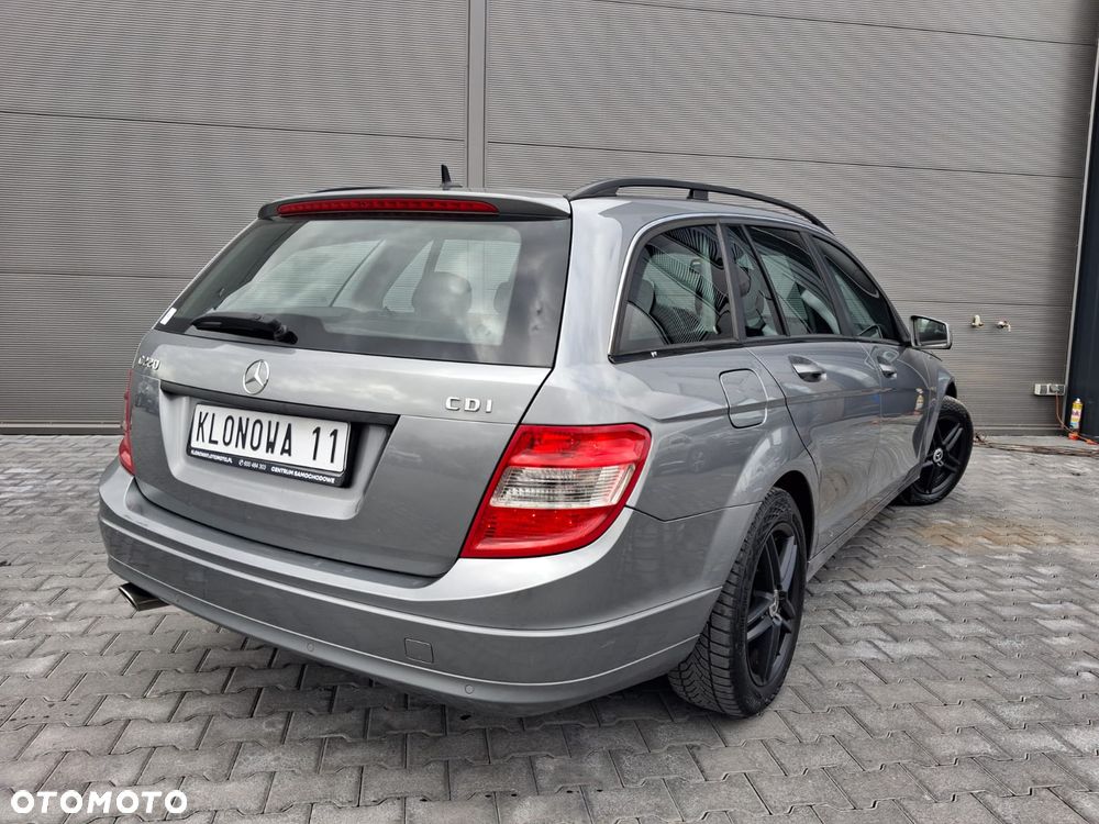 Mercedes-Benz Klasa C 220 CDI DPF (BlueEFFICIENCY) Elegance - 9