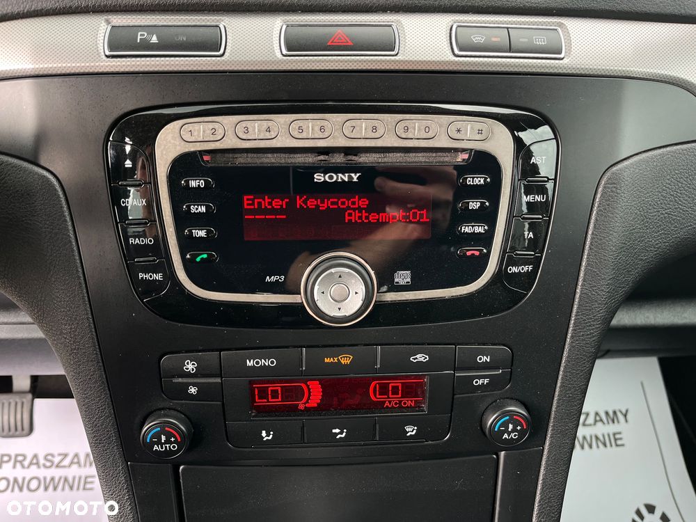 Ford Galaxy 2.0 TDCi Trend - 14