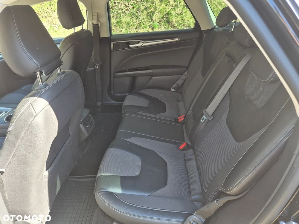 Ford Mondeo 2.0 TDCi STart-Stopp Titanium - 5