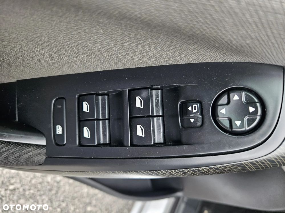 Citroën C4 Grand Picasso BlueHDi 150 EAT6 Exclusive - 32