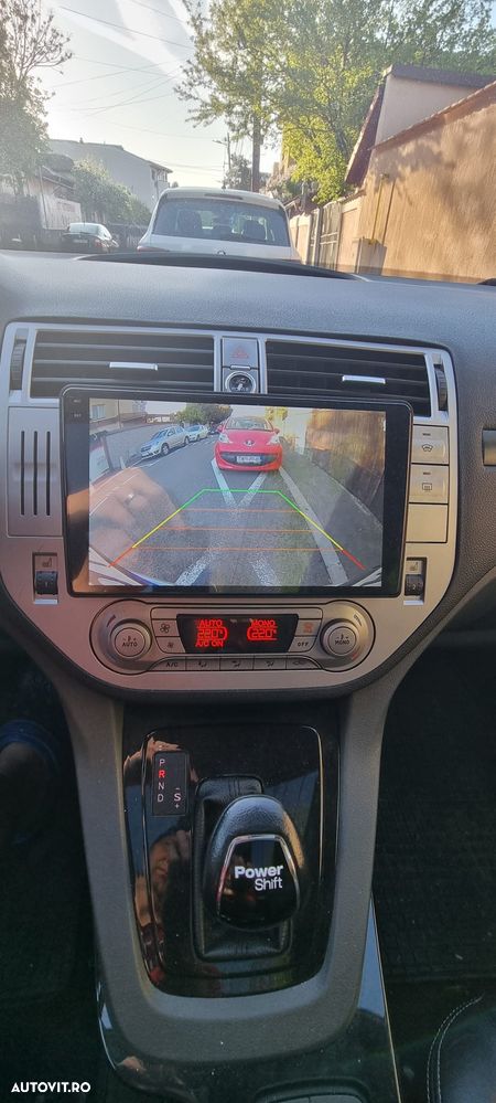 Ford Kuga 2.0 TDCi 4WD Powershift Titanium - 4