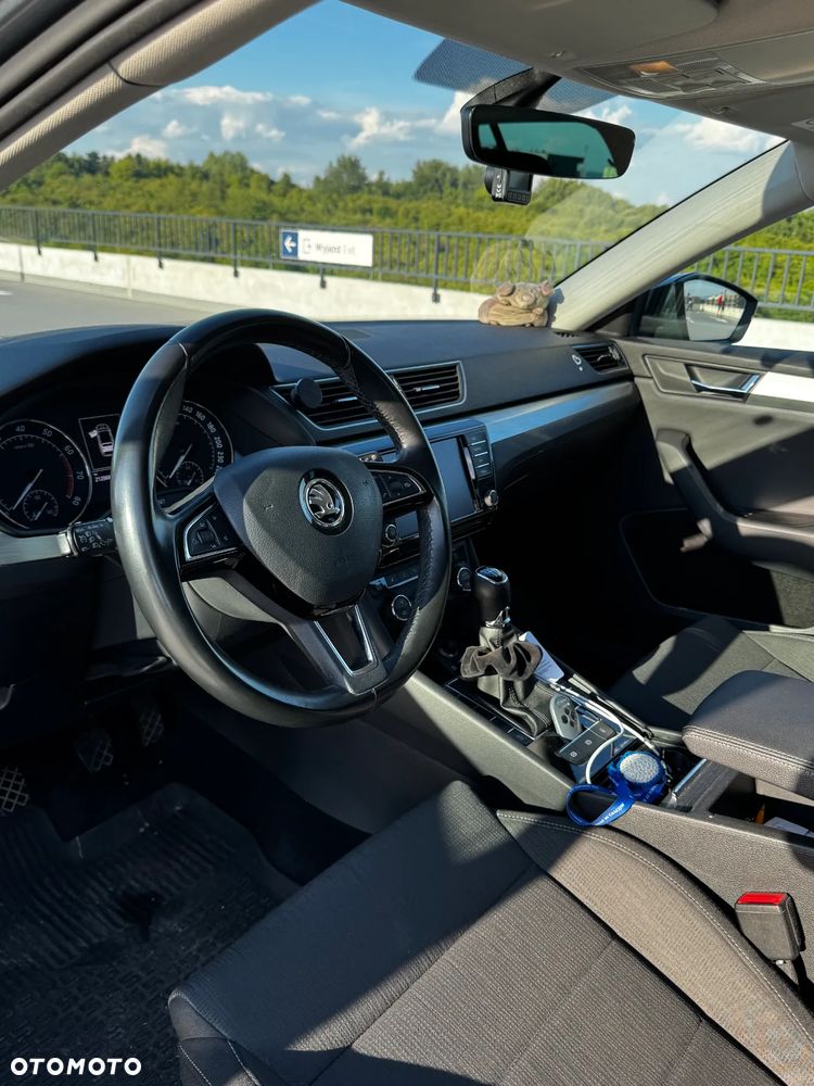 Skoda Superb 1.8 TSI Ambition - 9