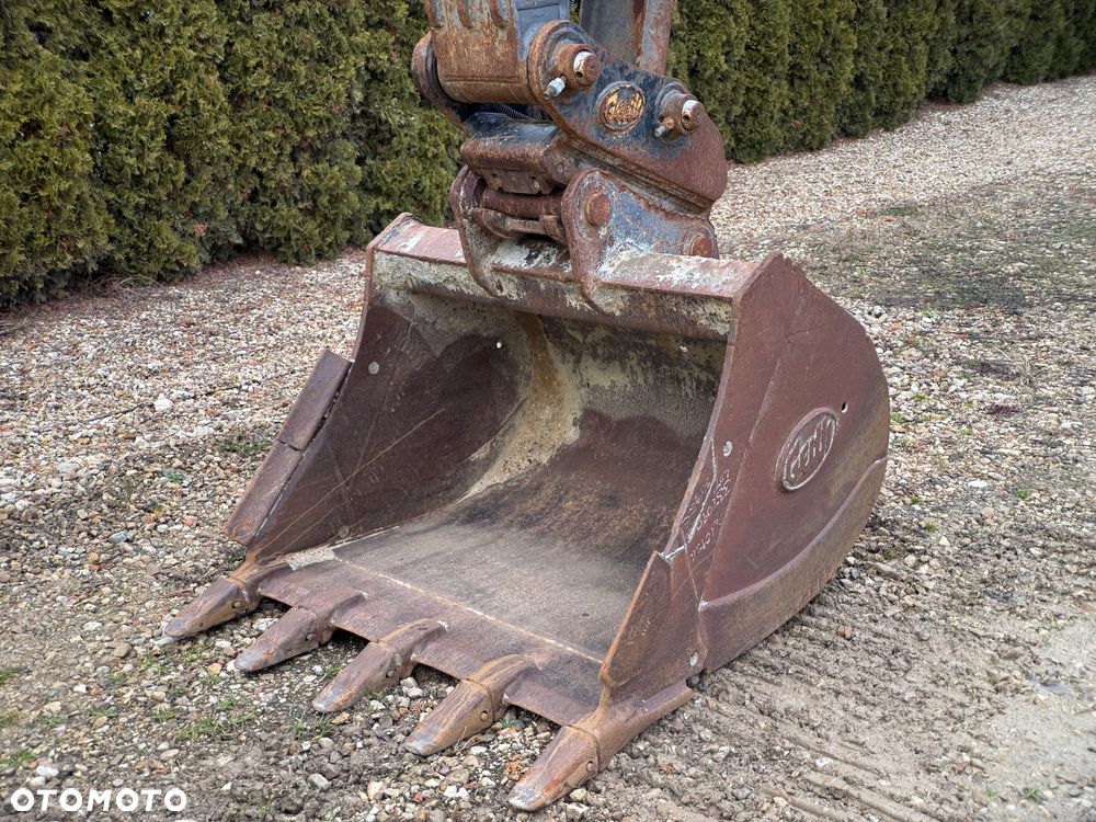 Volvo EC 140 EL - 17