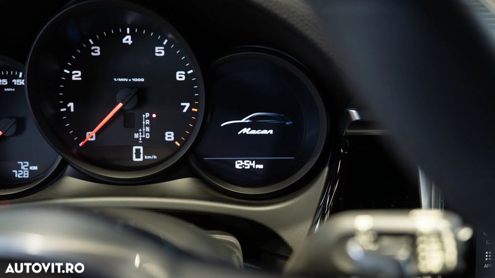 Porsche Macan - 13
