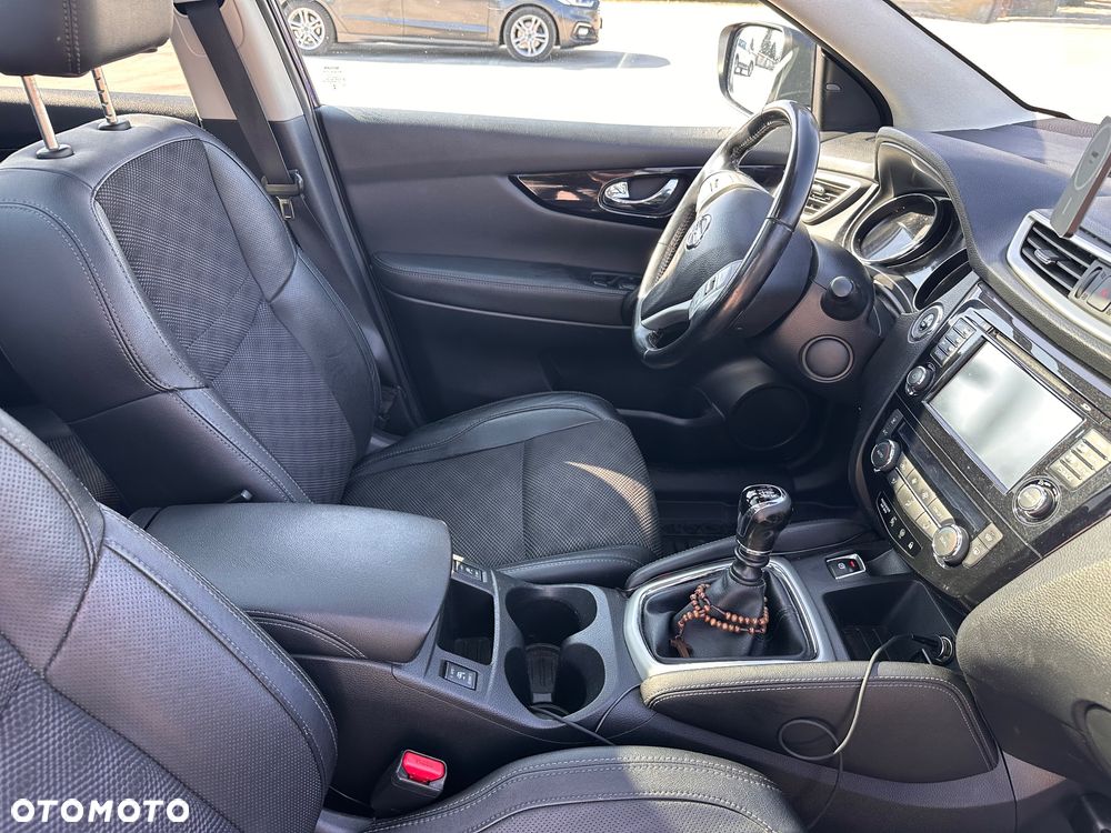 Nissan Qashqai 1.2 DIG-T N-Vision - 21