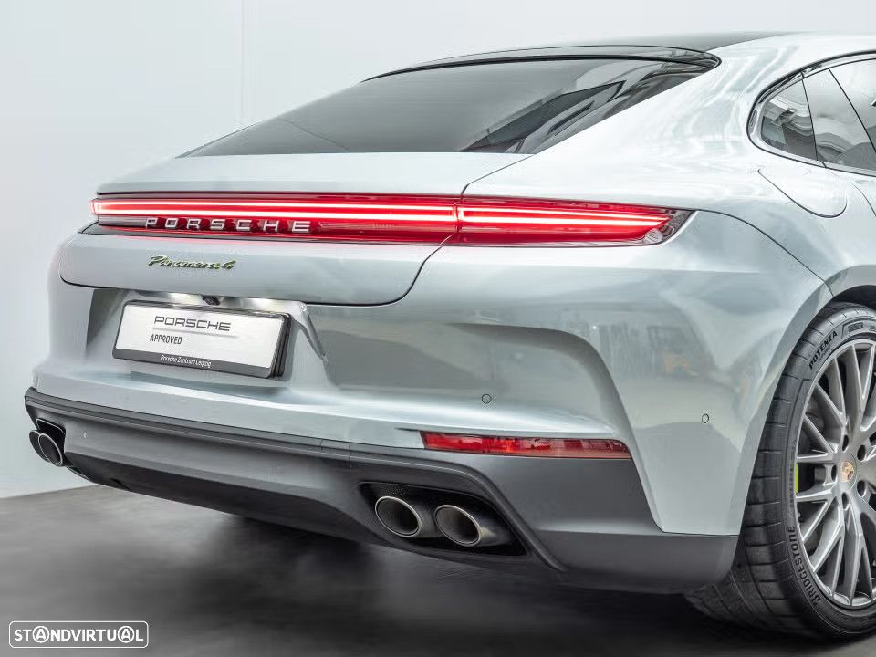 Porsche Panamera 4 E-Hybrid - 6