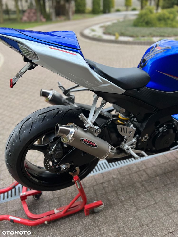 Suzuki GSX-R - 32