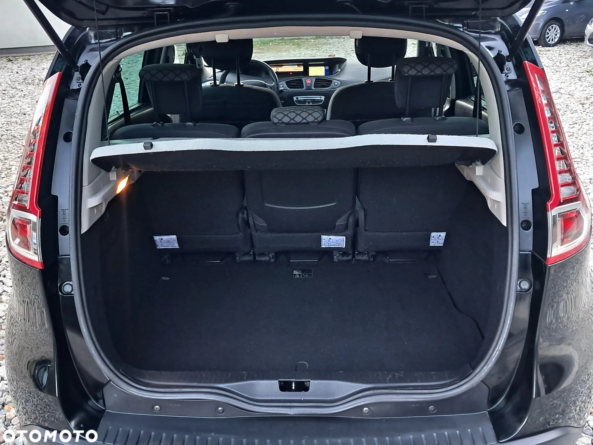 Renault Scenic 1.6 16V 110 Dynamique - 17