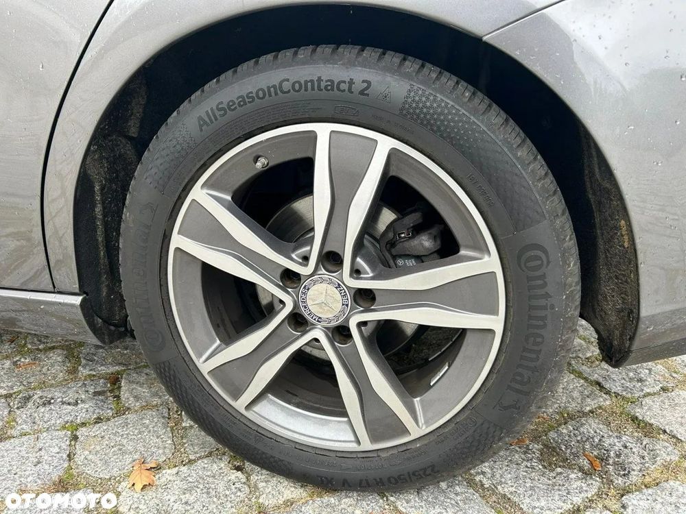 Mercedes-Benz Klasa B 220 d 8G-DCT Edition 19 - 20