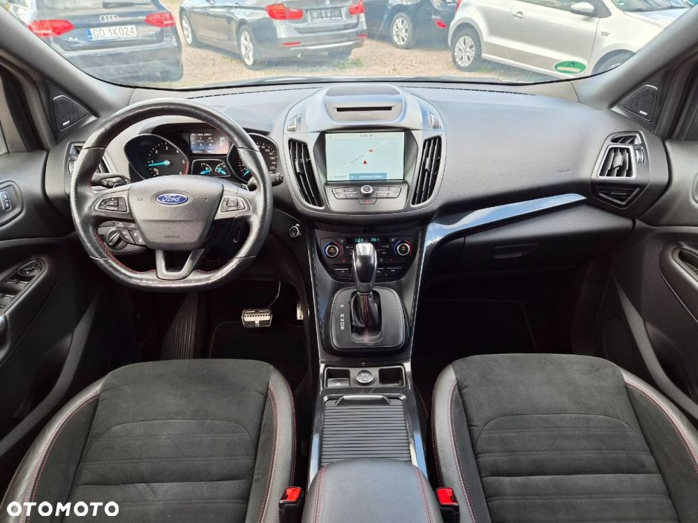 Ford Kuga 2.0 TDCi AWD ST-Line - 7