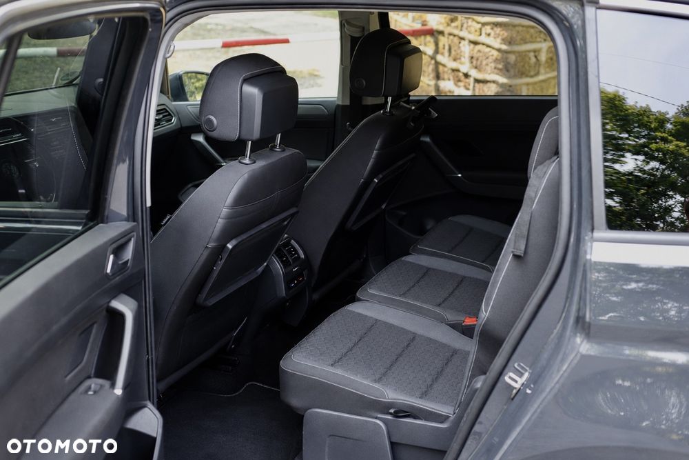 Volkswagen Touran 1.6 TDI SCR DSG Join - 35