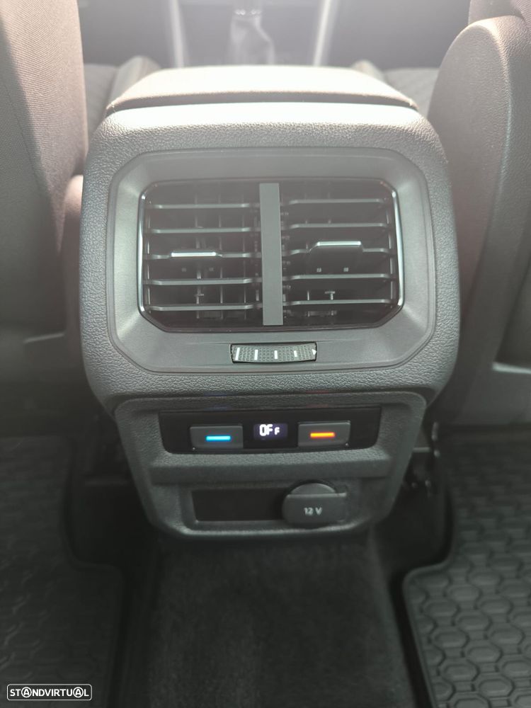 VW Tiguan 1.6 TDI Confortline - 29