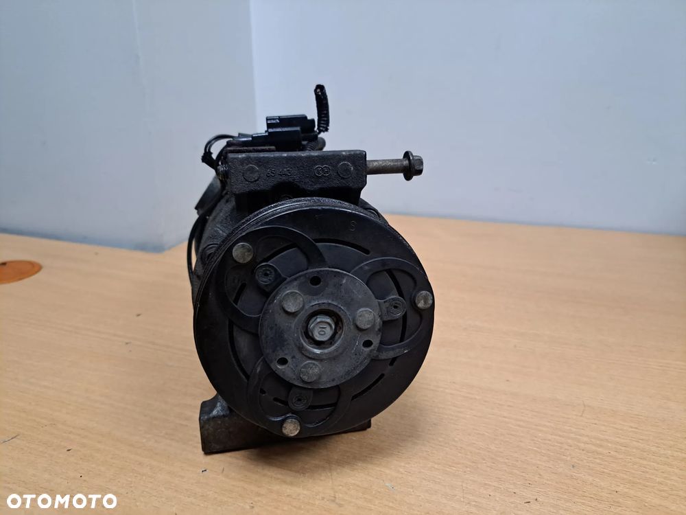 SPRĘŻARKA KOMPRESOR KLIMATYZACJI VOLVO S80II V70III XC70II  31250519 - 2