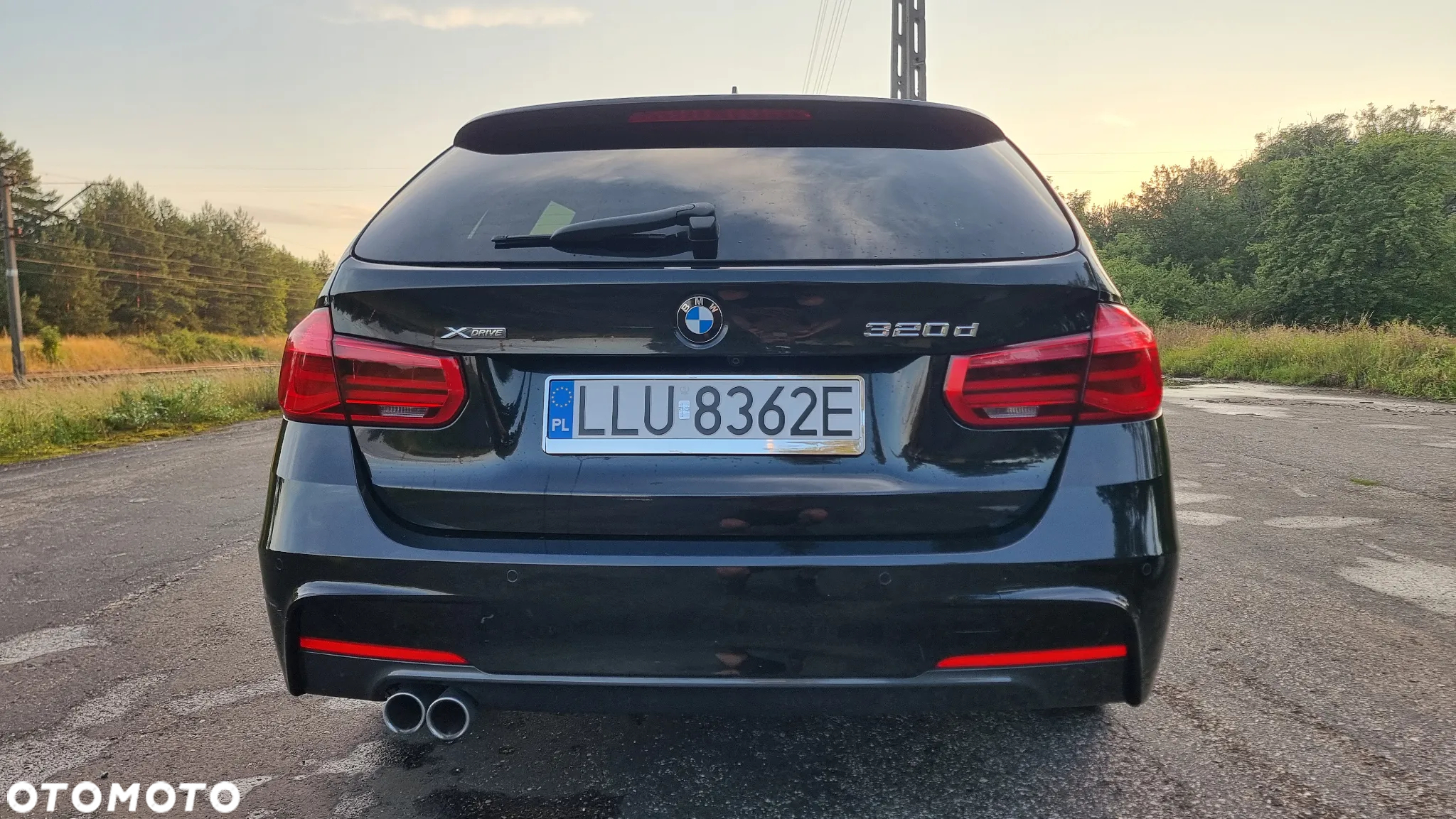 BMW Seria 3 320d Touring xDrive Edition M Sport Shadow - 16
