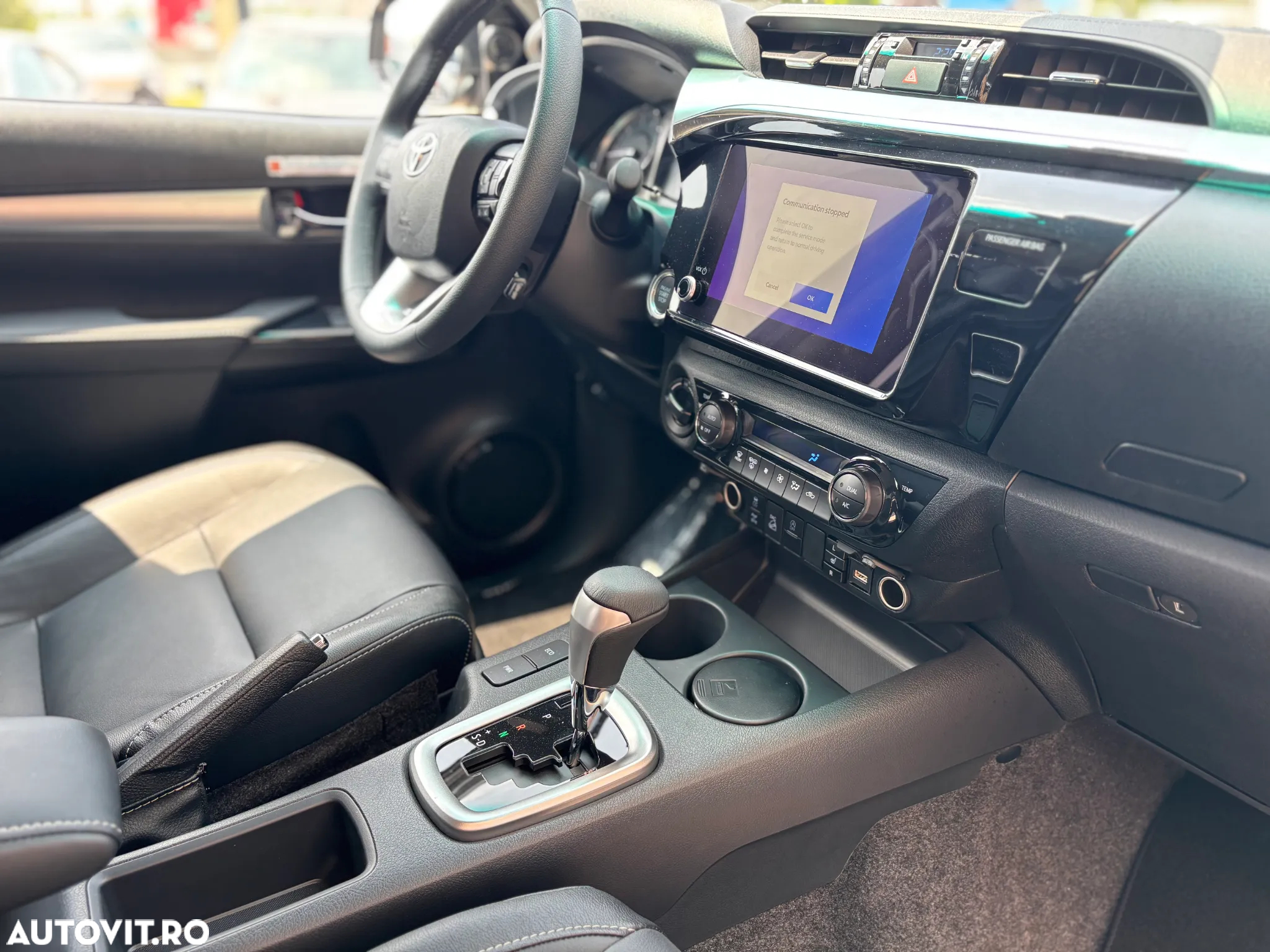 Toyota Hilux 2.4D 150CP 4x4 Double Cab AT Executive - 12