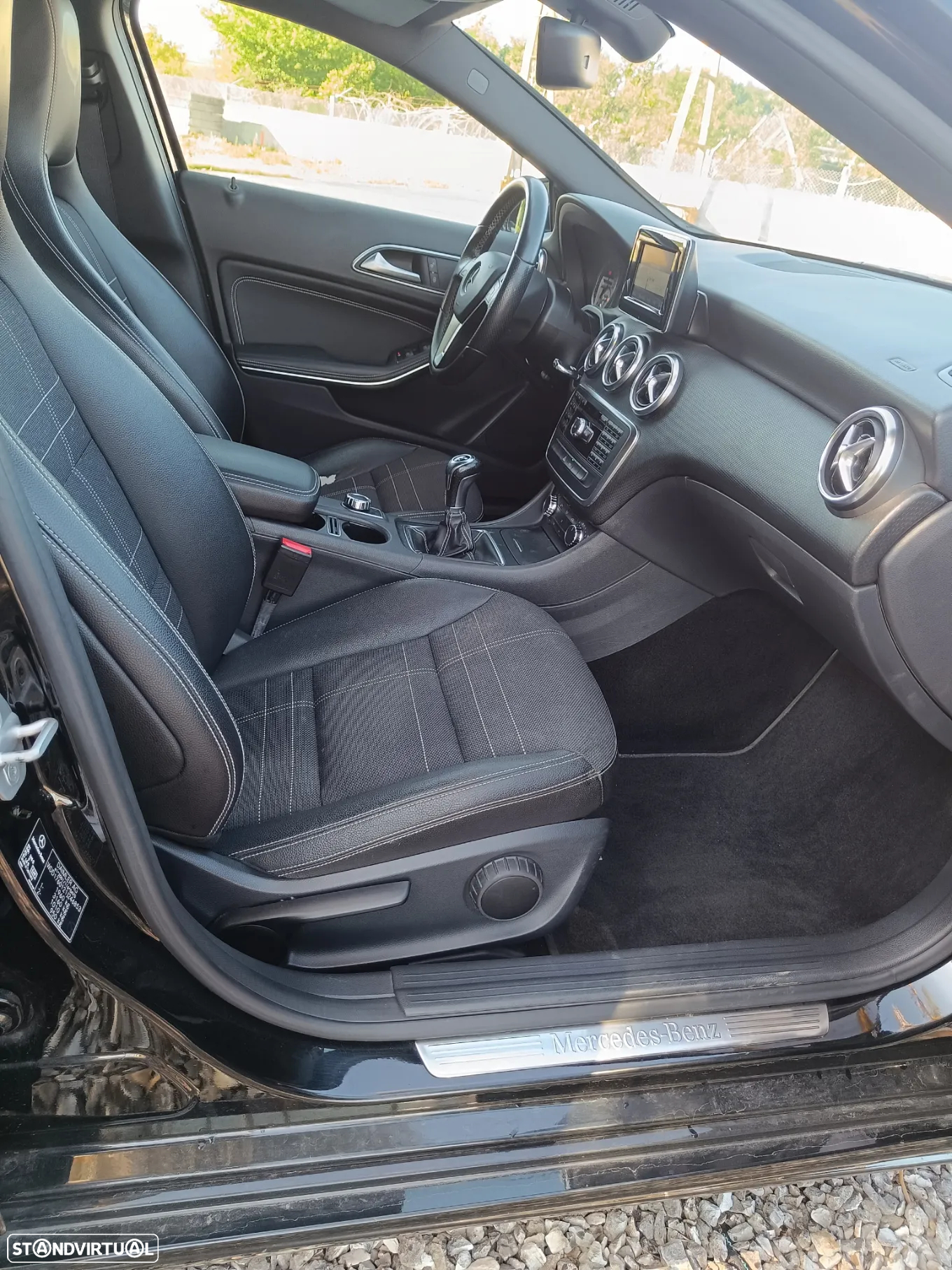 Mercedes-Benz A 180 CDI (BlueEFFICIENCY) Urban - 10