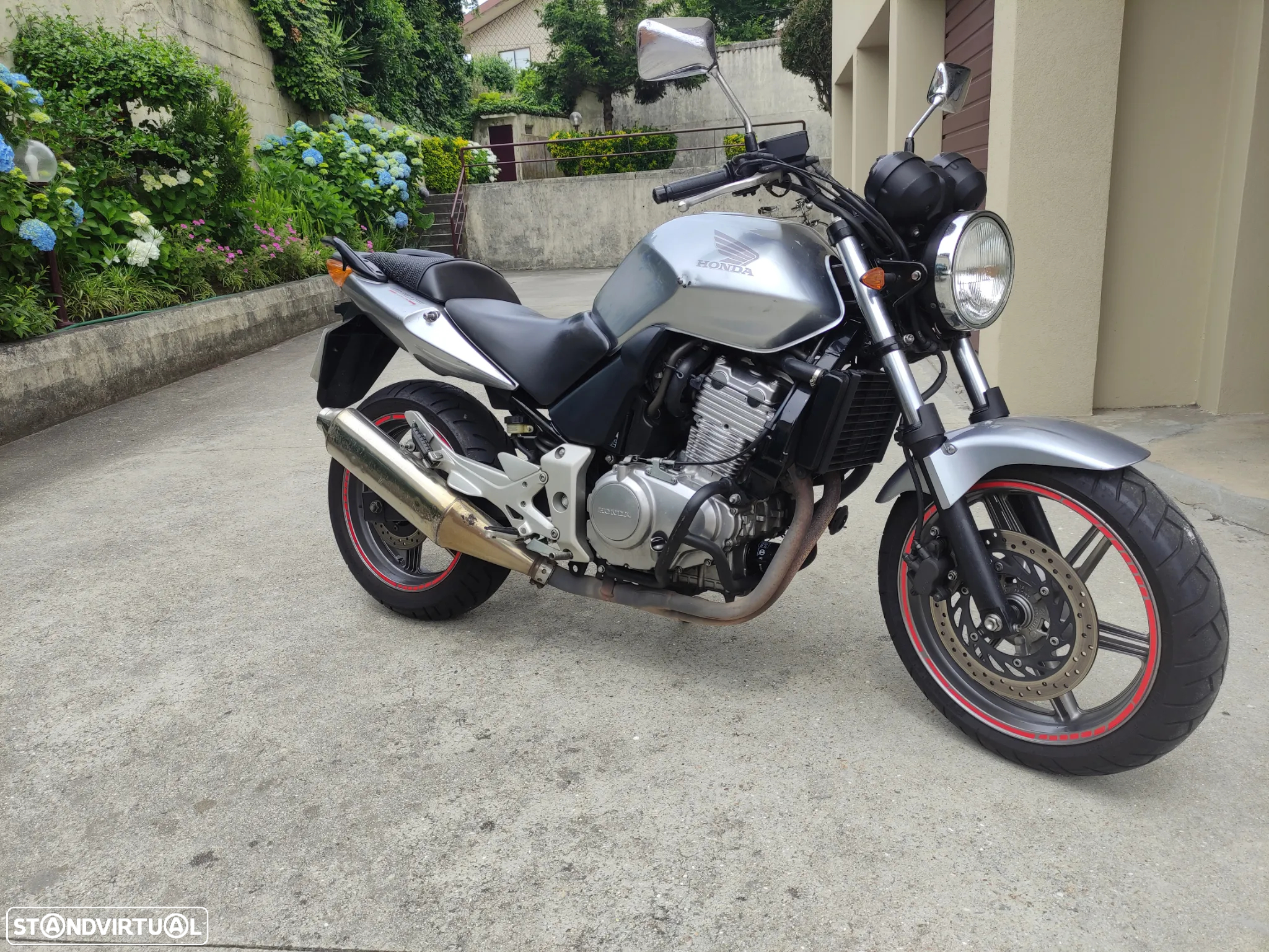 Honda CBF - 8