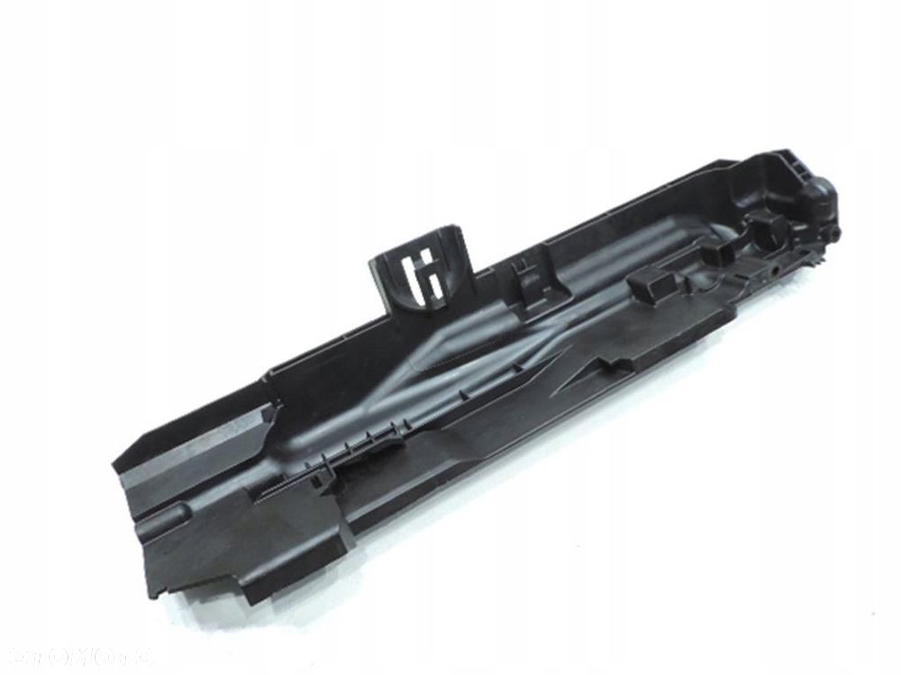 UCHWYT MOCOWANIE CHŁODNICY PRAWY BMW E81 E87 120i - 6