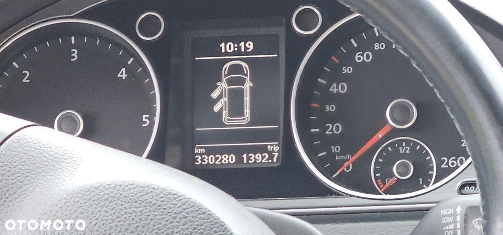 Volkswagen Passat - 10