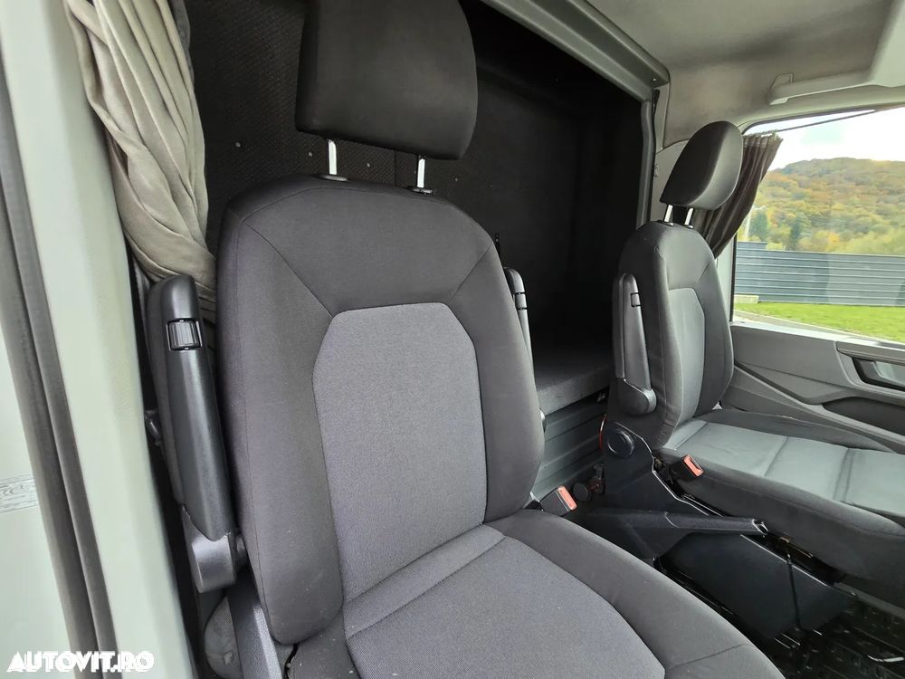 Volkswagen Crafter - 8