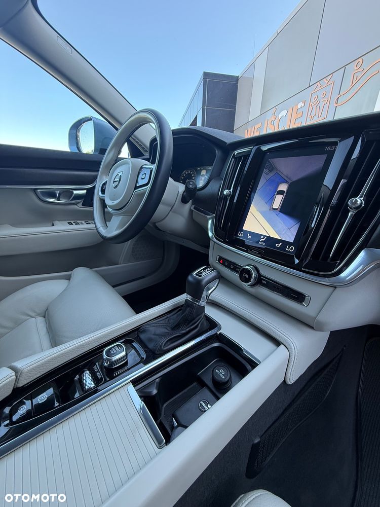 Volvo V90 Cross Country D4 AWD Geartronic Ocean Race - 27
