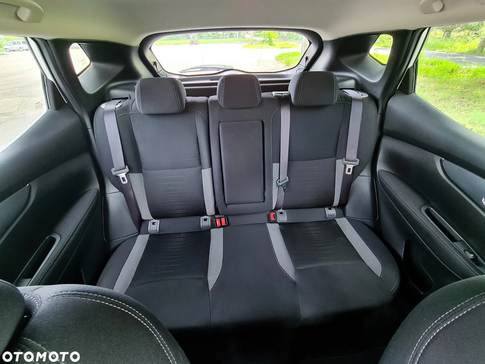 Nissan Qashqai 1.2 DIG-T N-Connecta Xtronic EU6 - 21