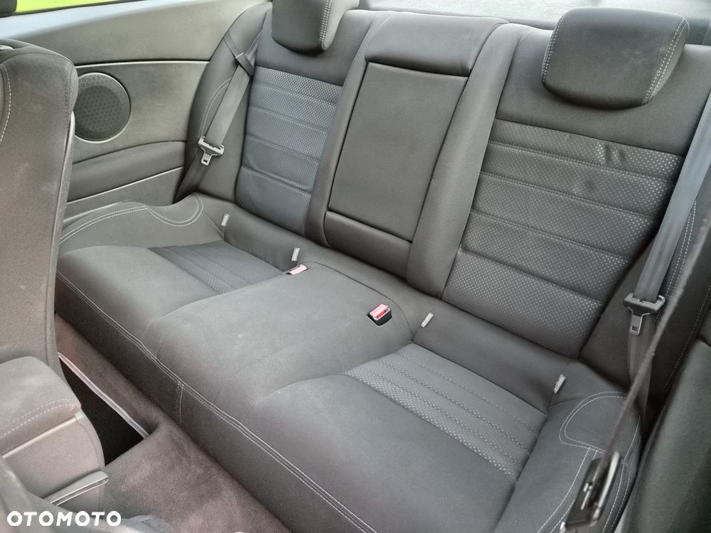 Renault Laguna 2.0 dCi Monaco GP2 - 23