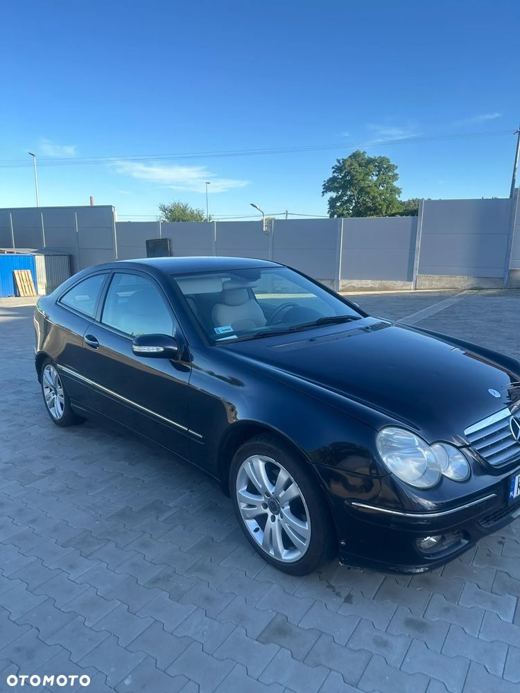 Mercedes-Benz Klasa C 180 Kompressor Sportcoupe - 5