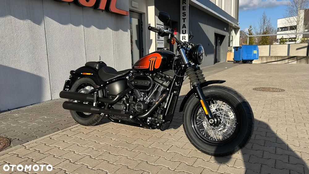 Harley-Davidson Softail Street Bob - 2
