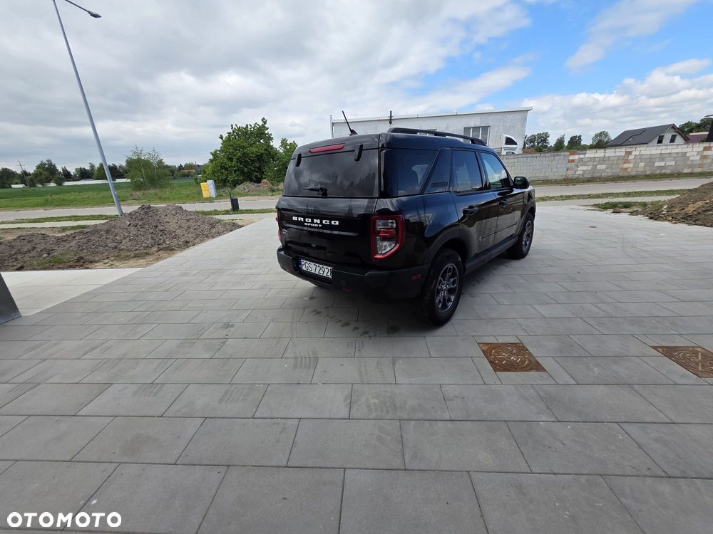Ford Bronco - 9