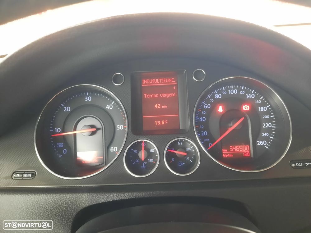 VW Passat Variant 2.0 TDi Confortline - 34